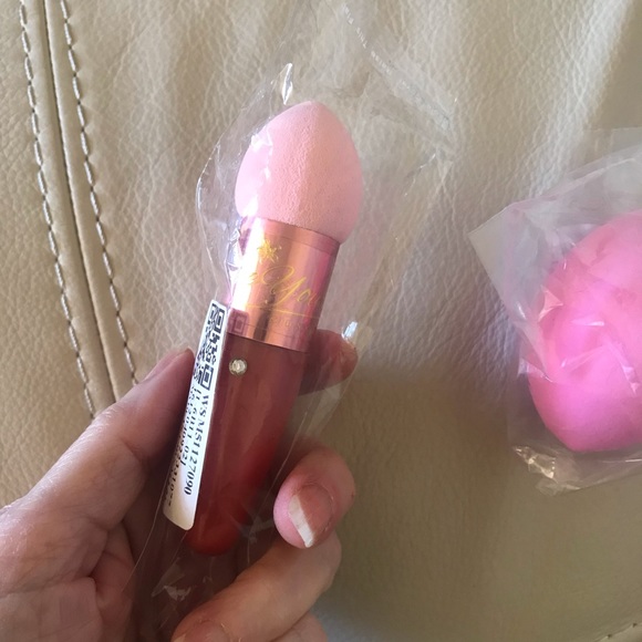 Bundle of 2 Makeup Sponge Stick Facial Foundation Blending Blender Powder Puff - Picture 4 of 6